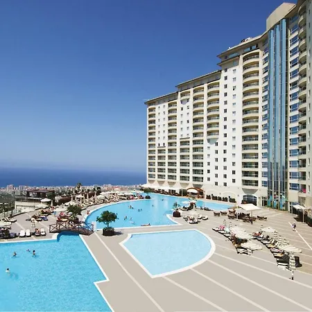 Apartmán Gold Premium Private Pool With Free Aqua Park *